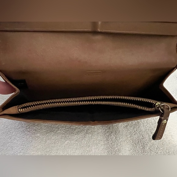 Tan Coach leather and canvas long wallet - Picture 9 of 10